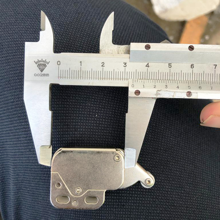 elephant-latch-11