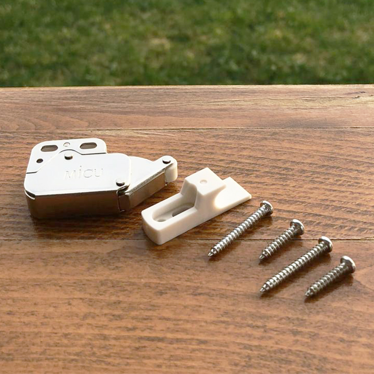 elephant-latch-3